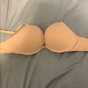 Pink Victoria’s Secret bra
